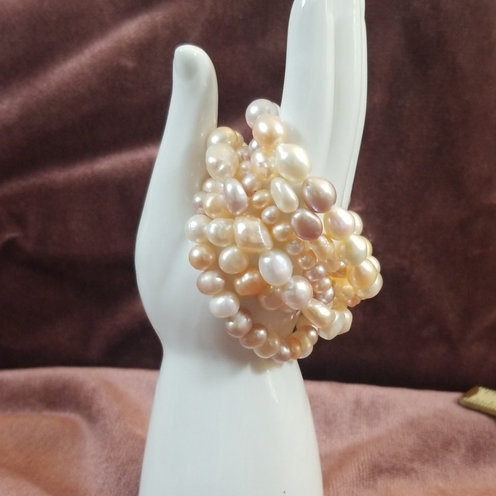 6 freshwater pearl bracelets